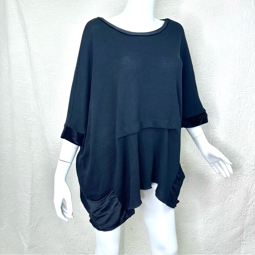 Luukaa 3 Velvet Trim Black Knit Sweater w/Pockets
